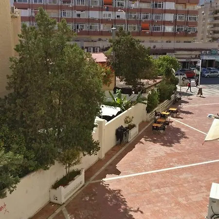Centro De 2 Dormitorios 11385 Apartment *